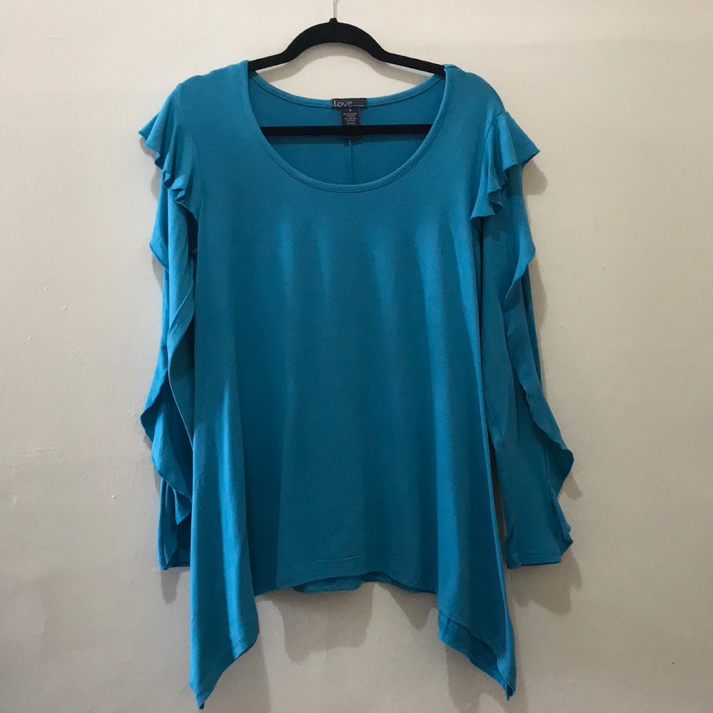 NWOT Turquoise ruffled long sleeve top